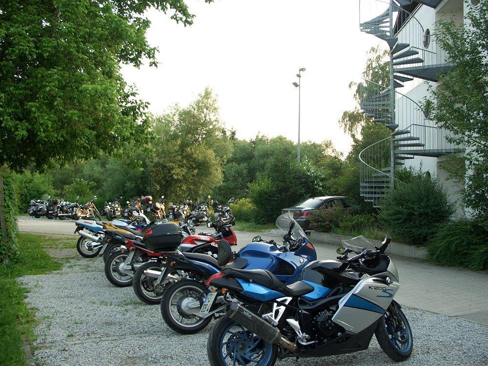 Parkhotel Cham Exterior photo